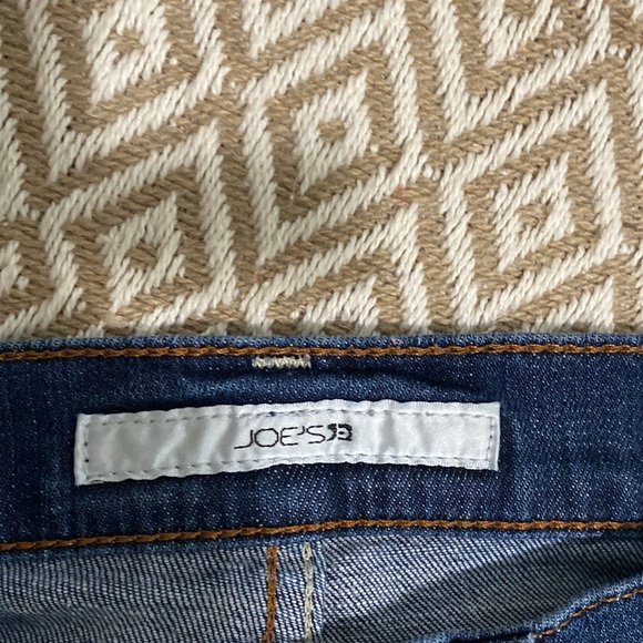 Joes socialite kicker crop pants sz 30. These are soooo cute ☺️ - Picture 4 of 7